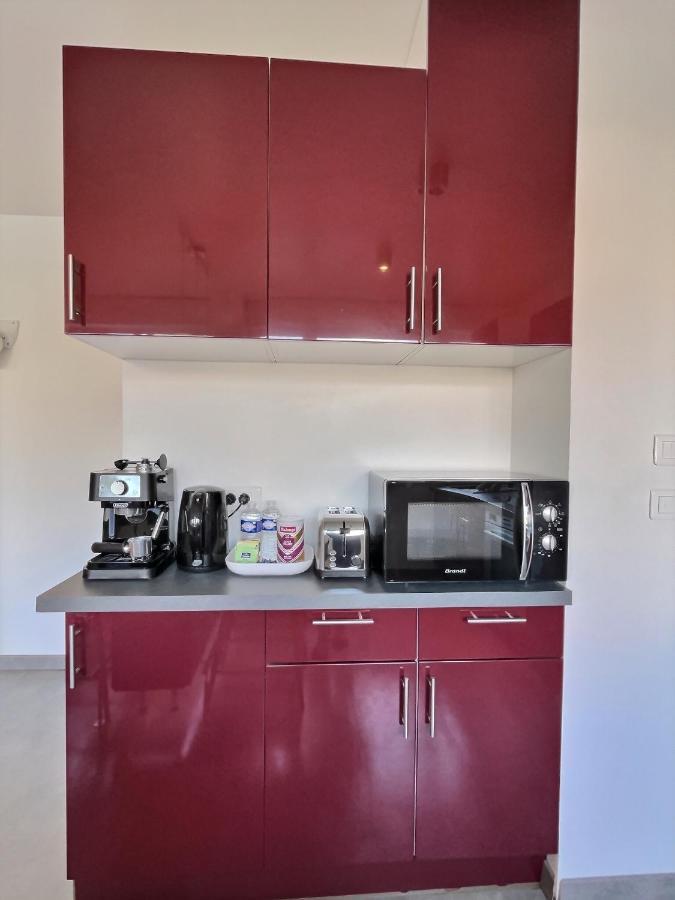 Apartamento "Magic Red" De Miss.K Conciergerie Mâcon Exterior foto